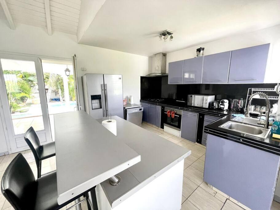 Villa Salomon, 5Min Marina, 10Min Des Plages Les Abymes Exterior photo